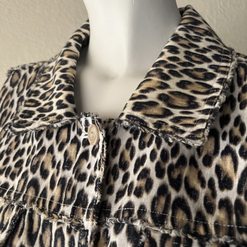 TOMMY BAHAMA TWO PALMS LAGOON LEOPARD 100% LINEN RAW EDGE FLIP CUFF JACKET Large - Picture 15 of 16